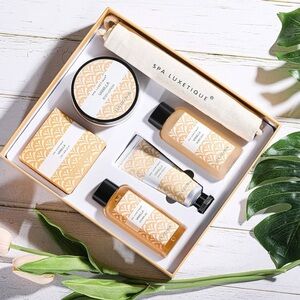 Vanilla Bath Soak & Bubbles Set - Cream